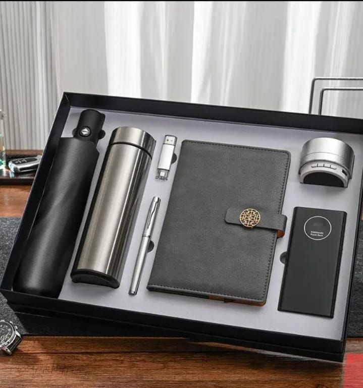 Employee welcome kit design 10